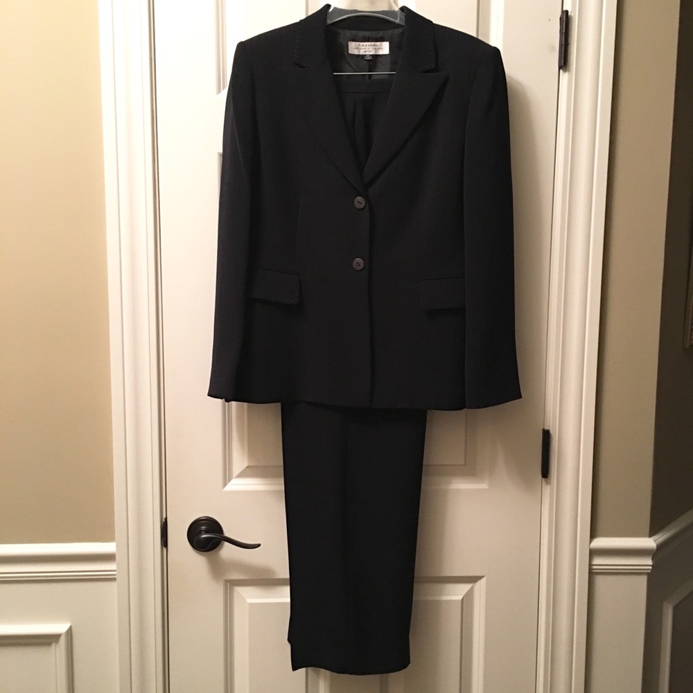 Tahari Black Two-Piece Women's Suit Jacket and Skirt